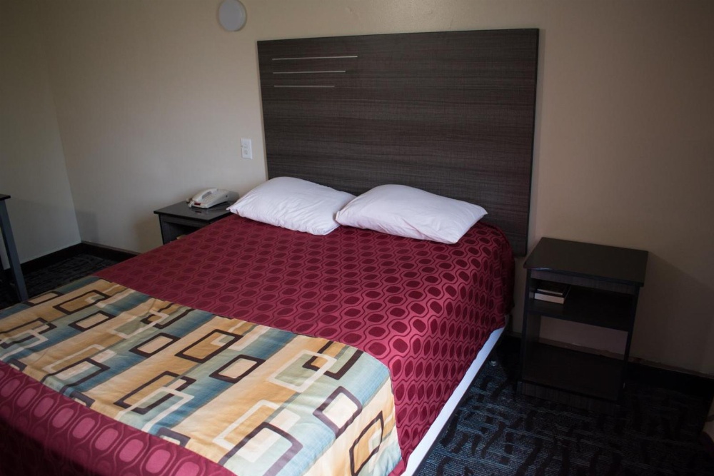 Inn Of Lenoir Motor Lodge